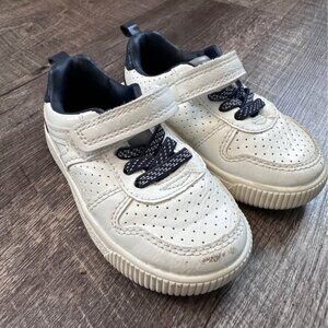 White Shoes, Toddler Shoes, Kids Shoes, White Sneakers, Carters Shoes, Kids Snea